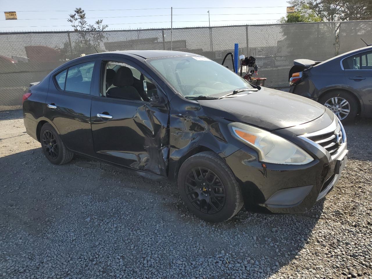 VIN 3N1CN7AP0GL852688 2016 NISSAN VERSA no.4