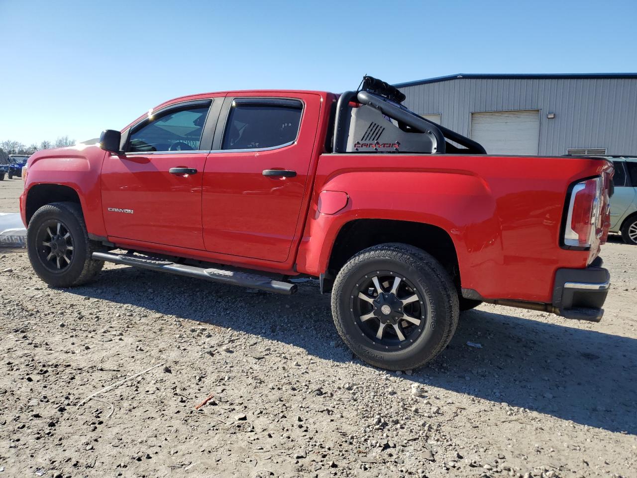 2016 GMC Canyon - Image 2