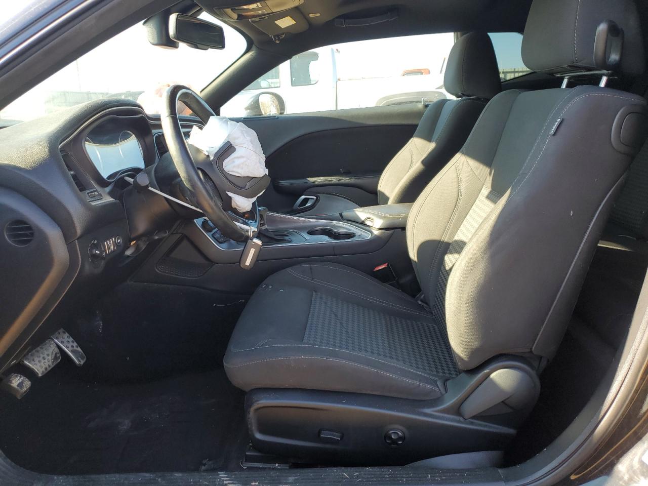 2017 Dodge Challenger - Image 7