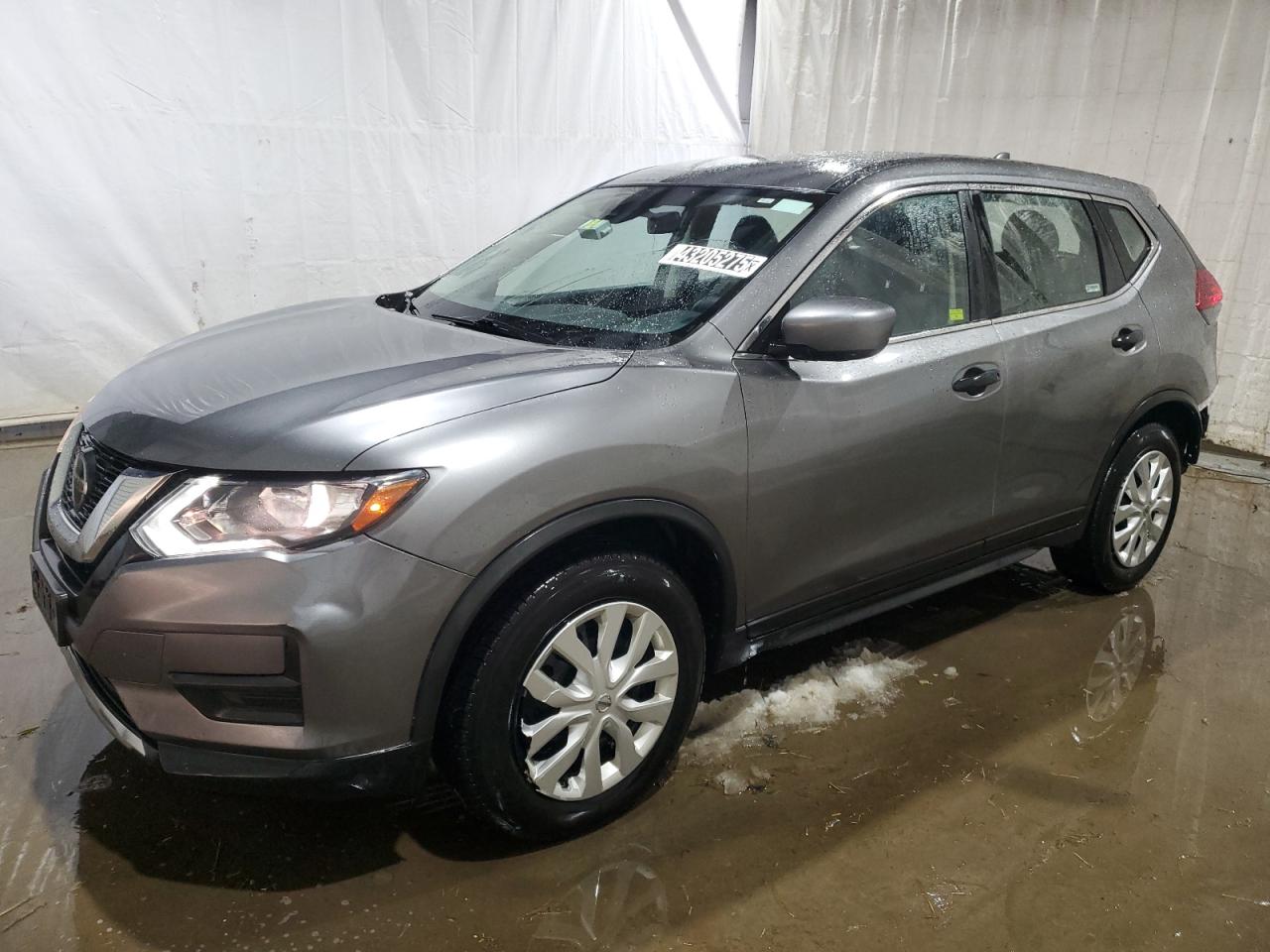 2020 Nissan Rogue - Image 1