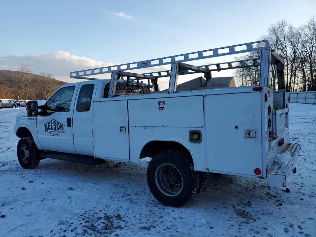 2015 Ford F350 - Image 2