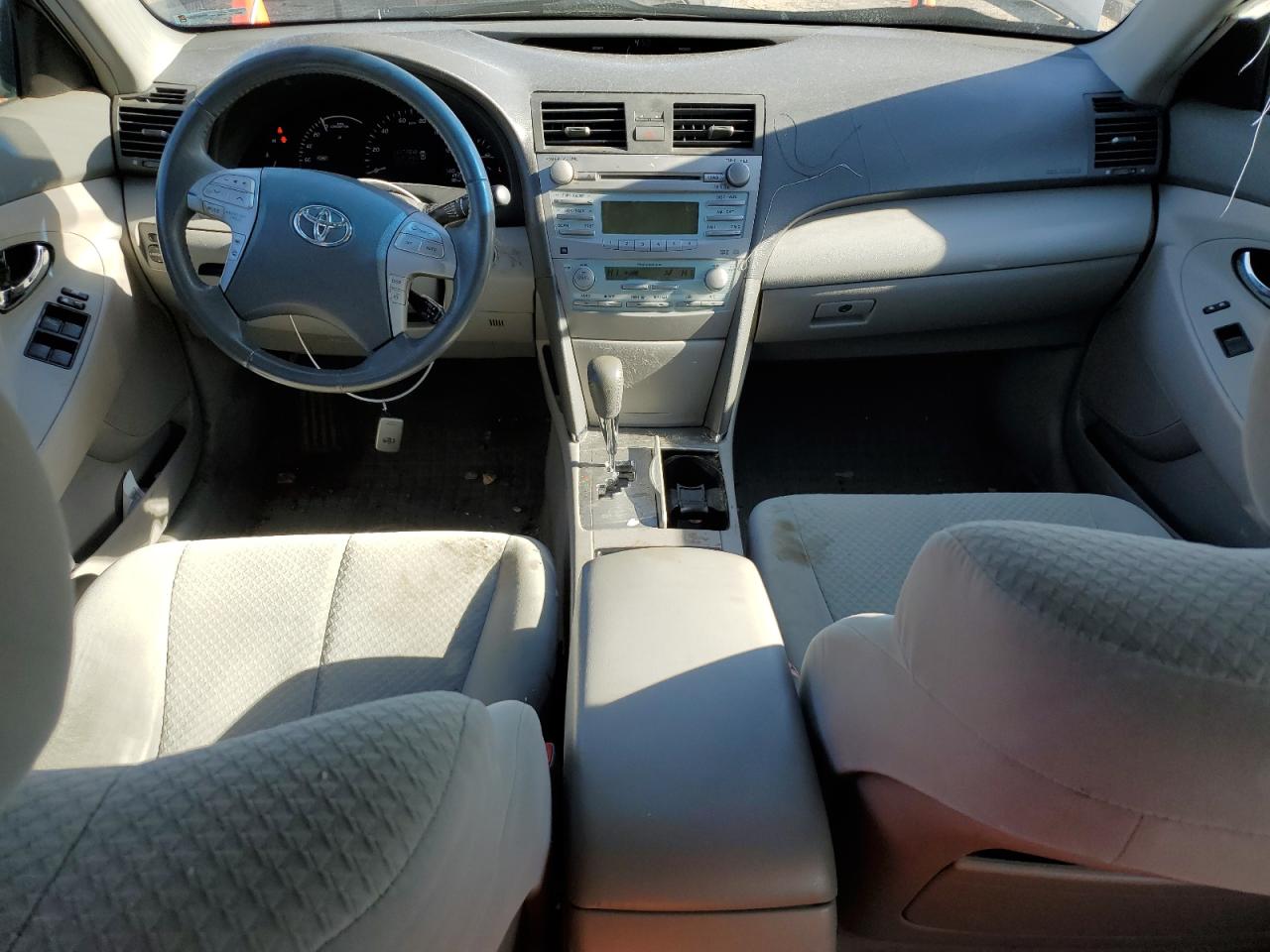 2009 Toyota Camry - Image 8