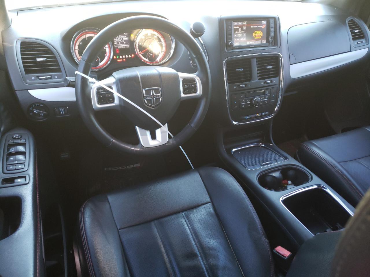 2018 Dodge Caravan - Image 8