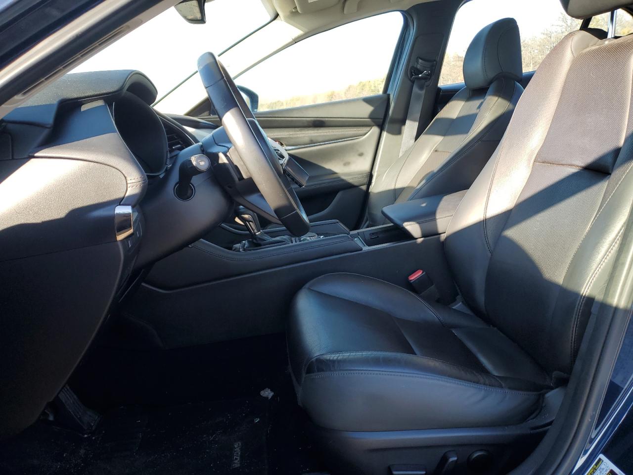 2022 Mazda 3 - Image 7