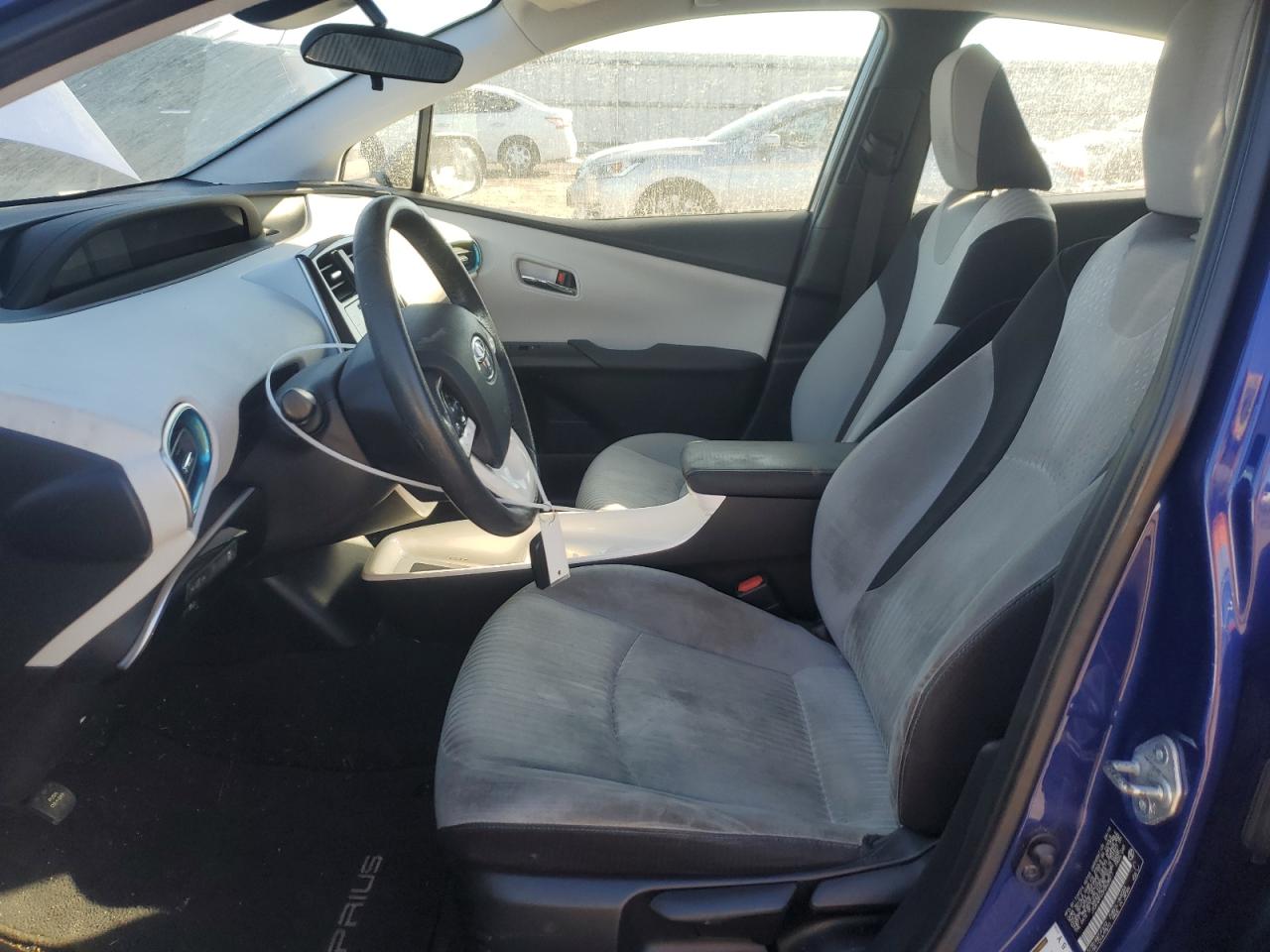 2017 Toyota Prius - Image 7