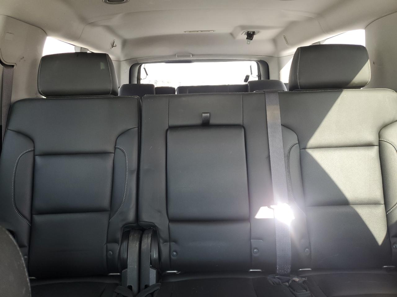 2015 GMC Yukon - Image 10