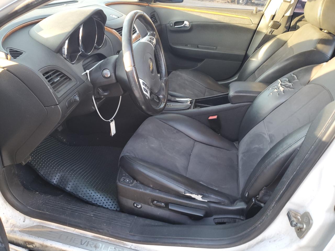 2012 Chevrolet Malibu - Image 7