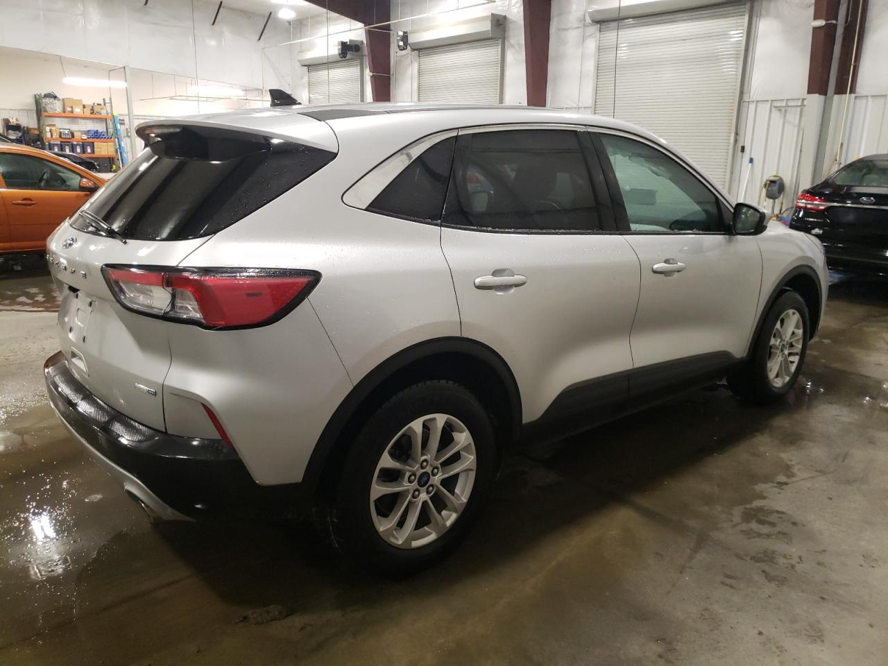 2020 Ford Escape - Image 3