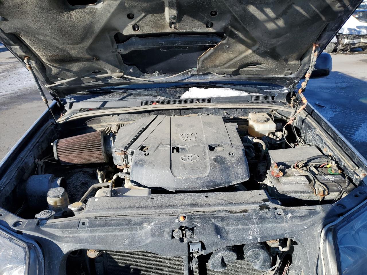 2003 Toyota 4Runner - Image 12
