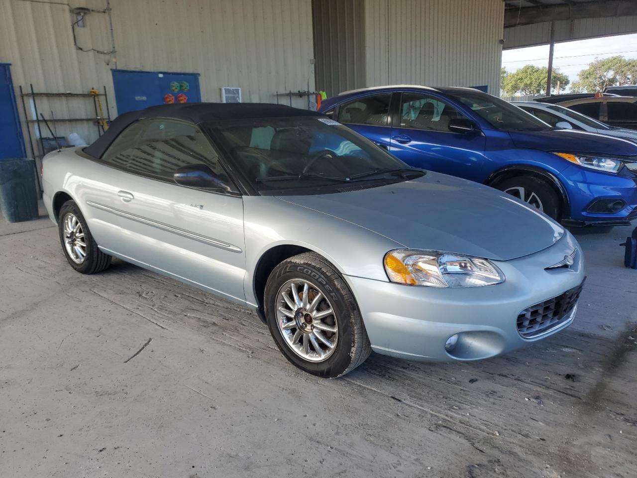2002 Chrysler Sebring - Image 4