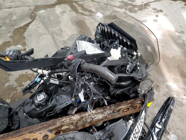 2023 SKIDOO RENEGADE