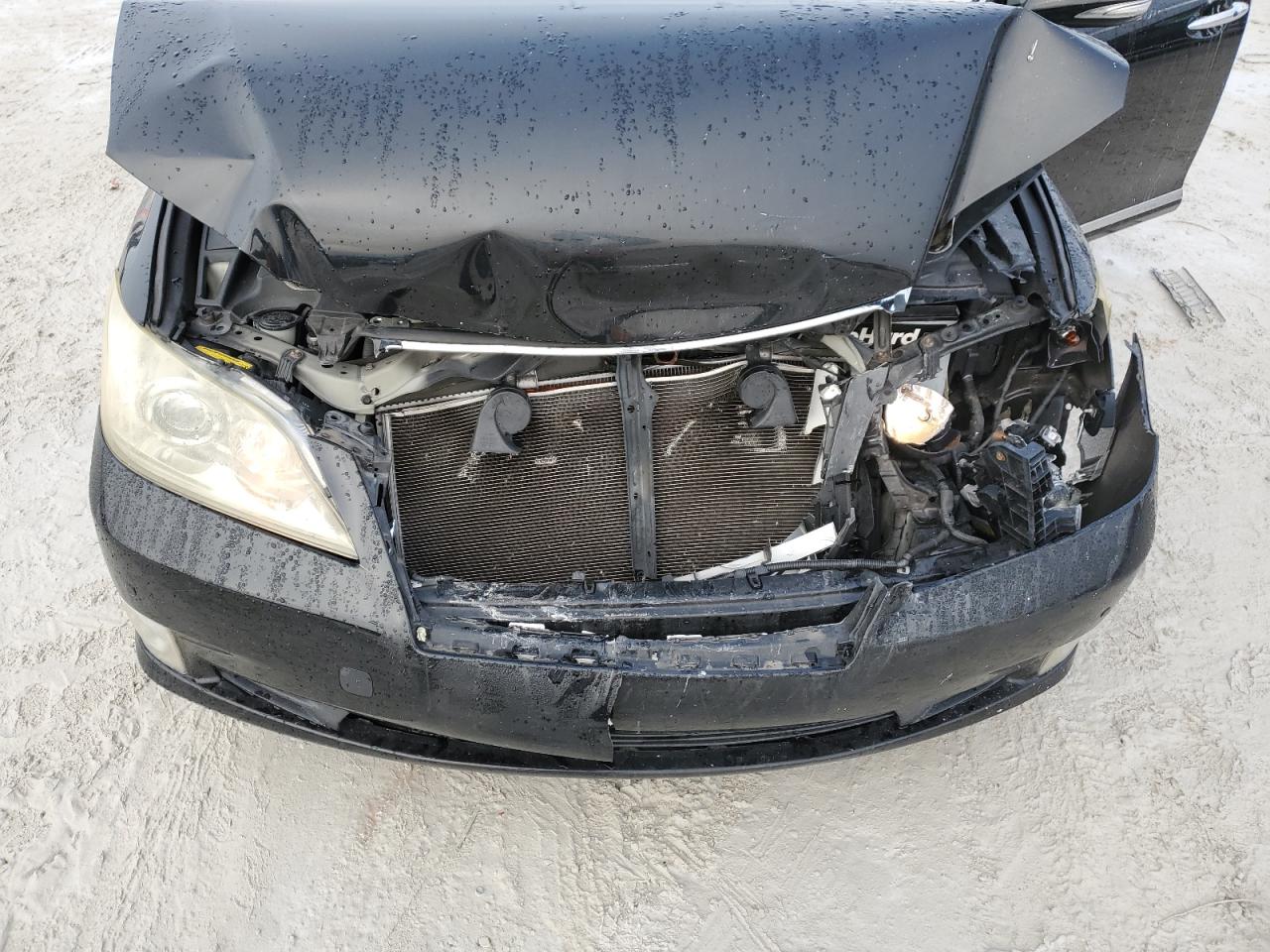 2012 Lexus ES - Image 11