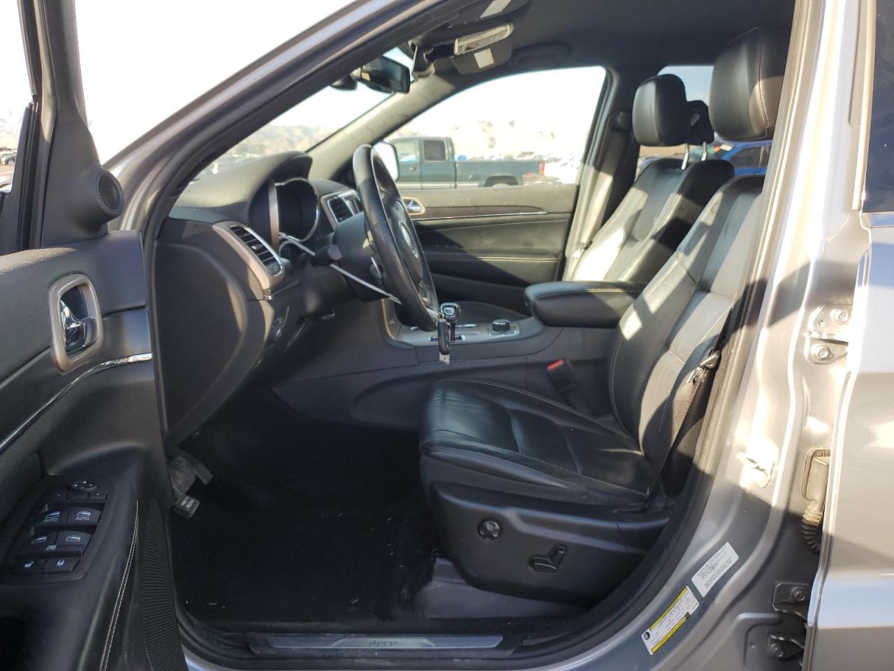 2014 Jeep Grand Cherokee - Image 7