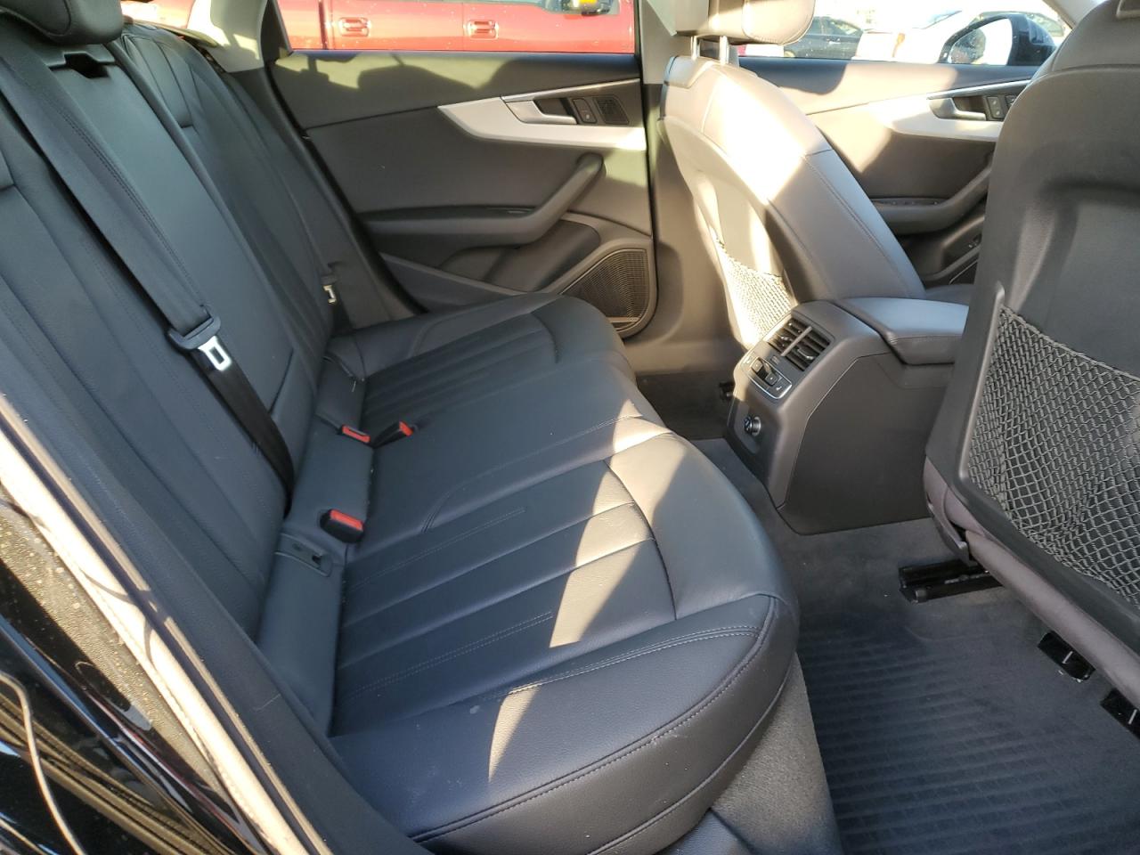 2017 Audi A4 - Image 10