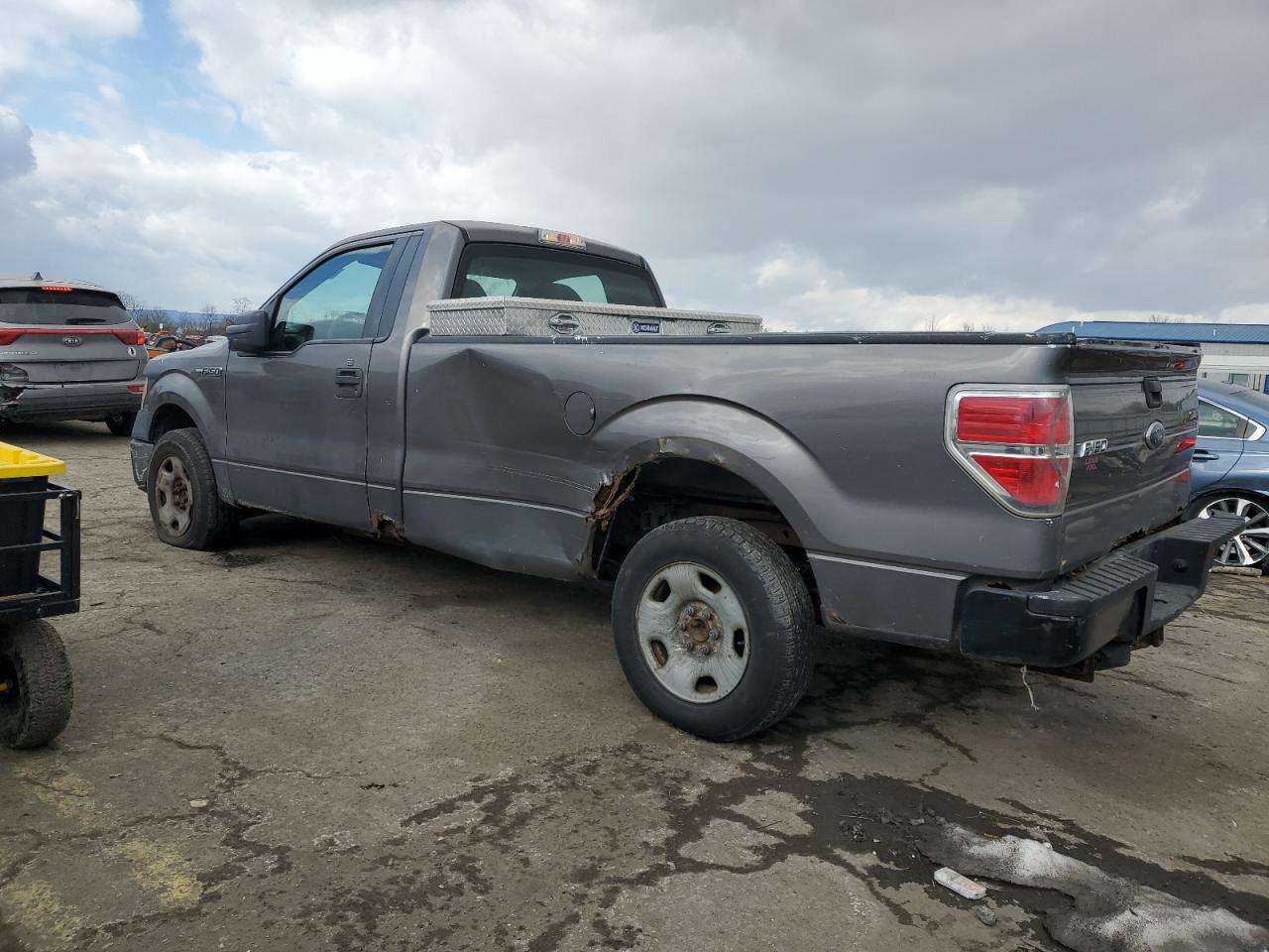 2009 Ford F-150 - Image 2