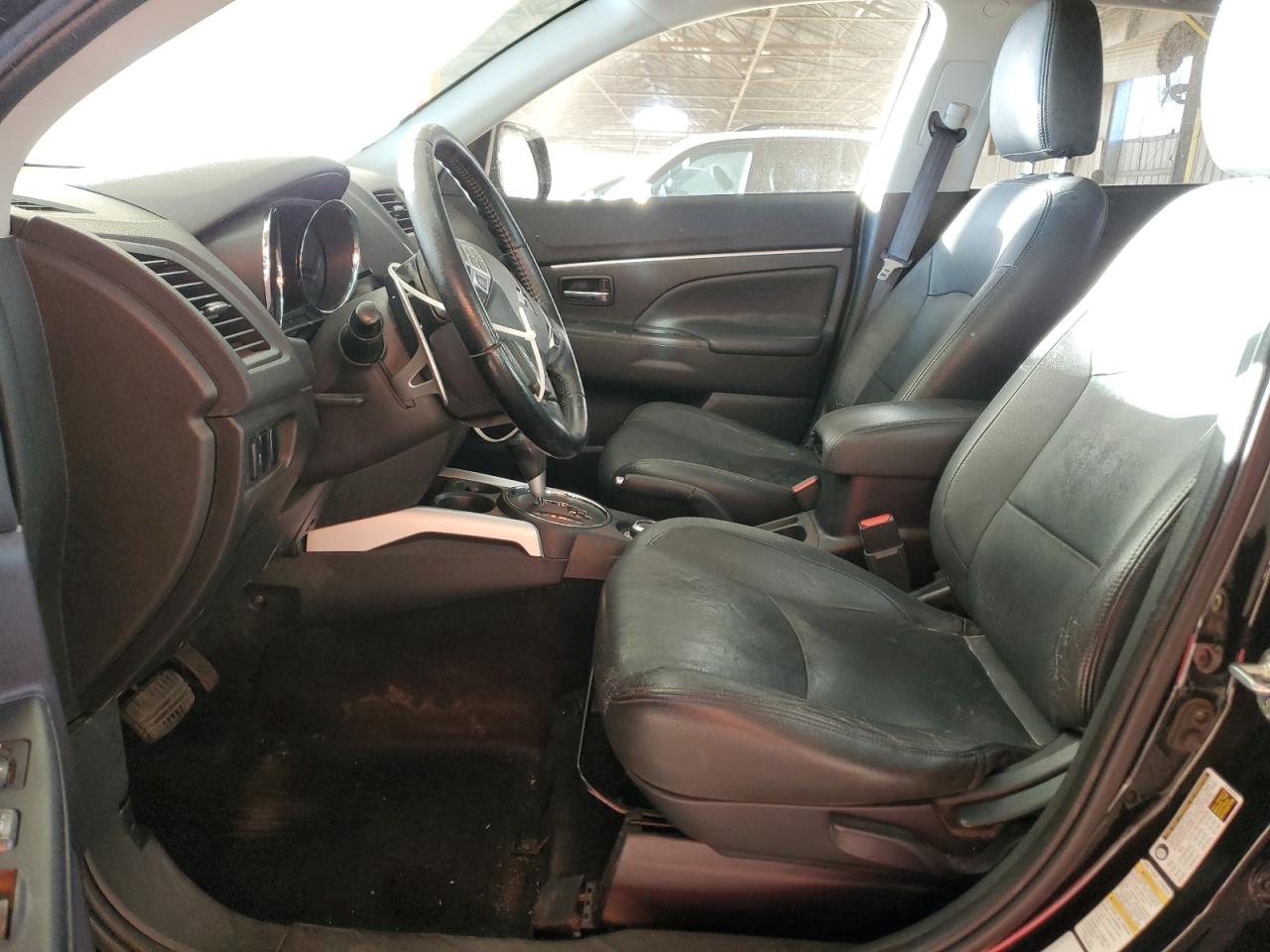 2012 Mitsubishi Outlander - Image 7