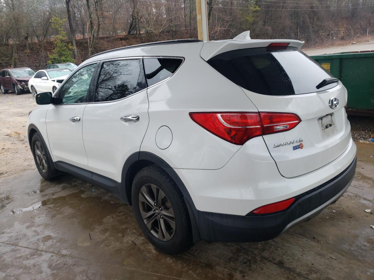 2015 Hyundai Santa Fe - Image 2