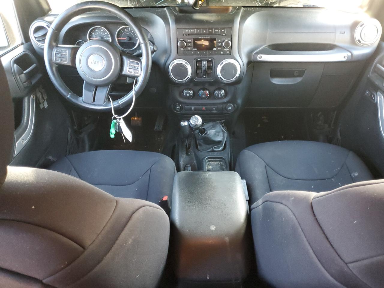 2015 Jeep Wrangler - Image 8