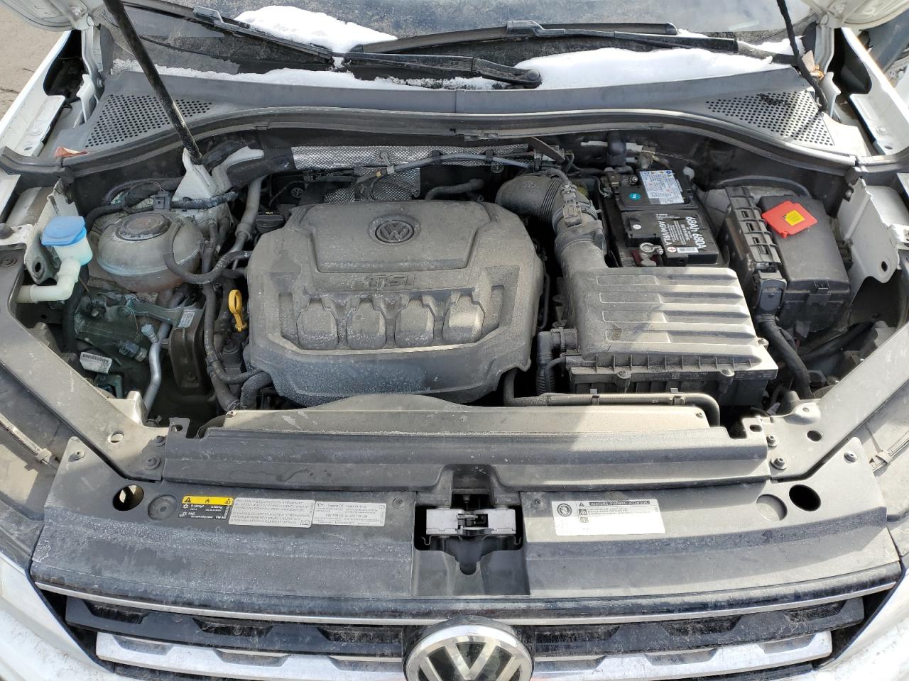 2018 Volkswagen Tiguan - Image 13