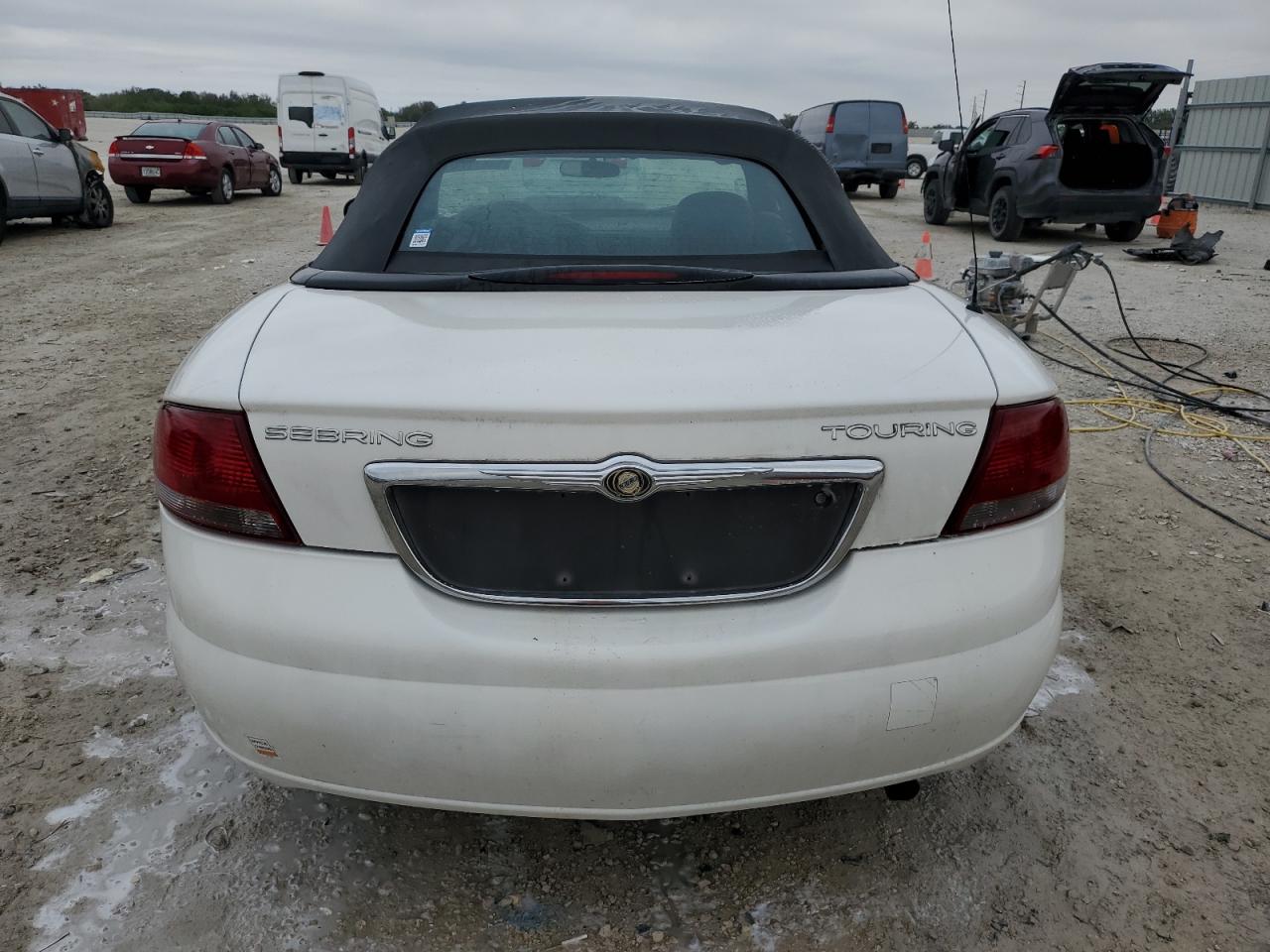 2004 Chrysler Sebring - Image 6
