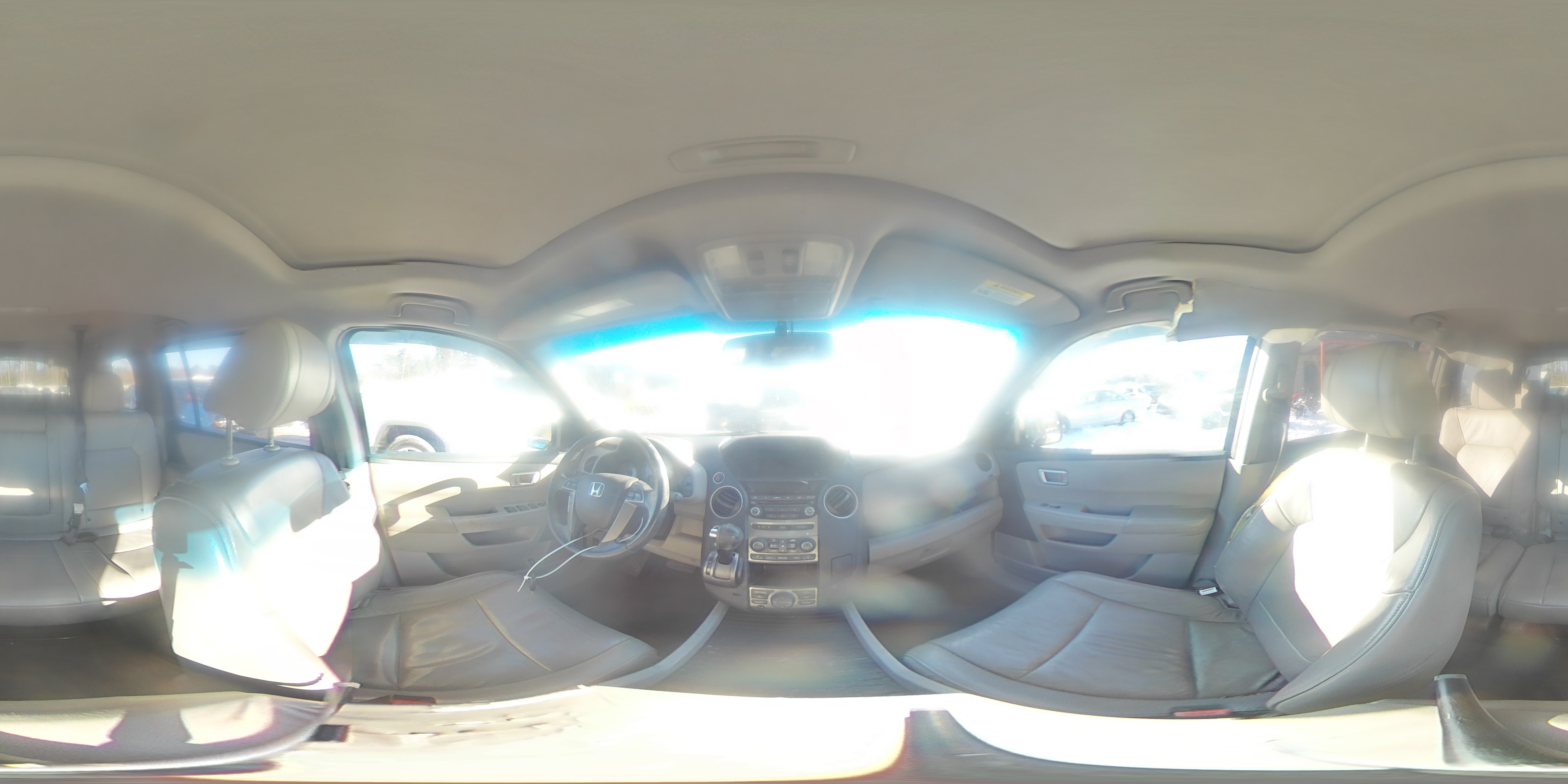 2014 Honda Pilot - Image 15
