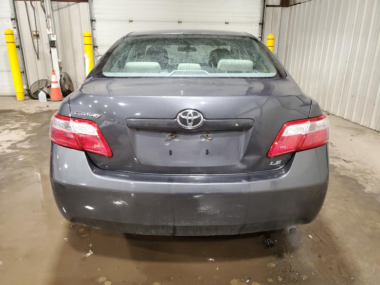 2009 Toyota Camry - Image 6