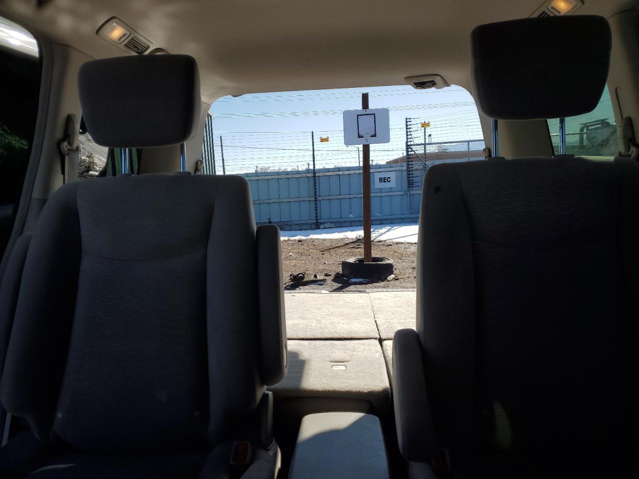 2013 Nissan Quest - Image 10