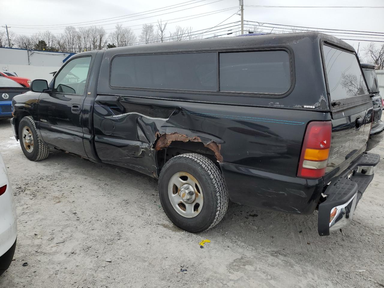 2001 Chevrolet Silverado - Image 2