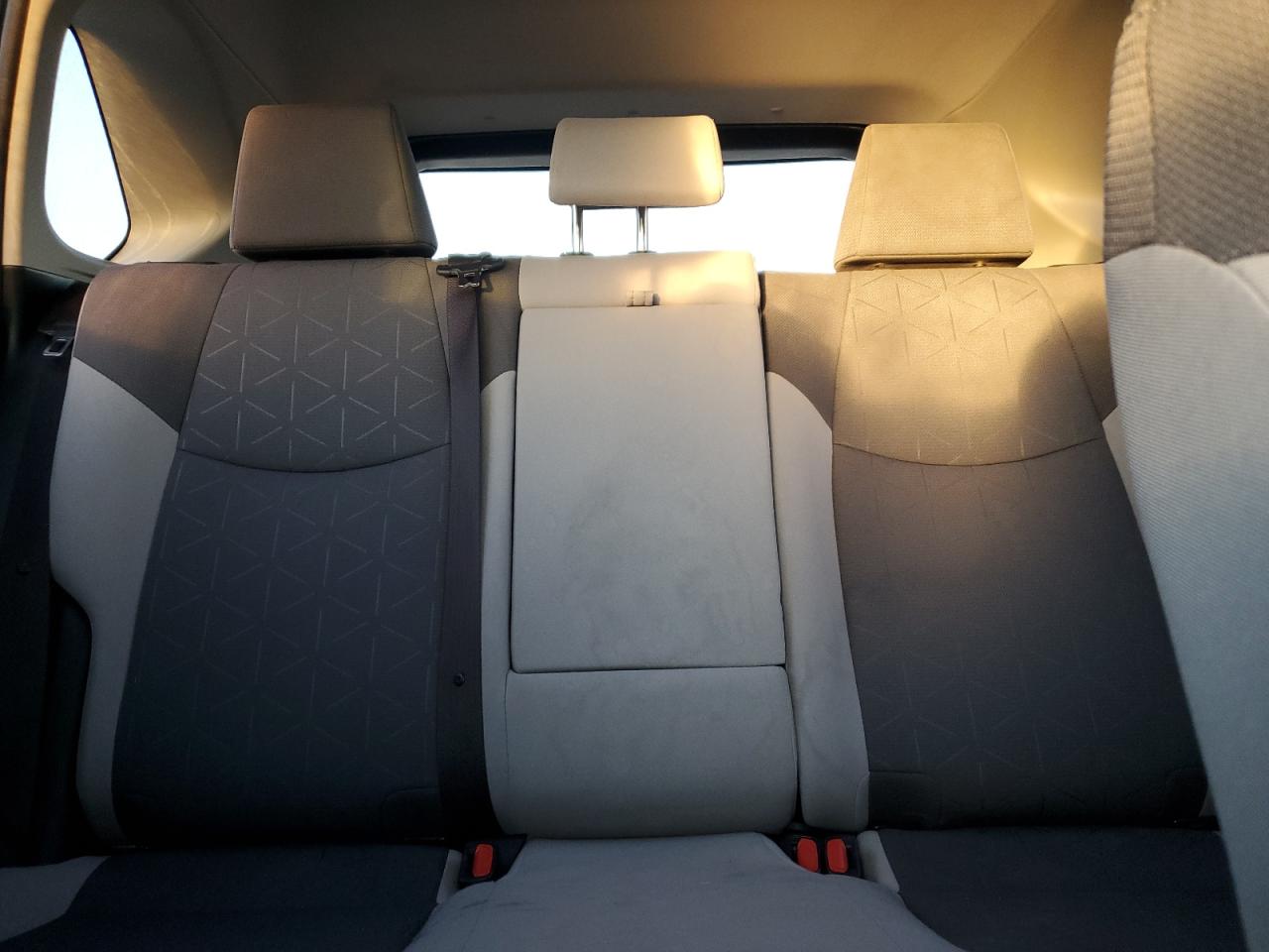 2019 Toyota RAV 4 - Image 10
