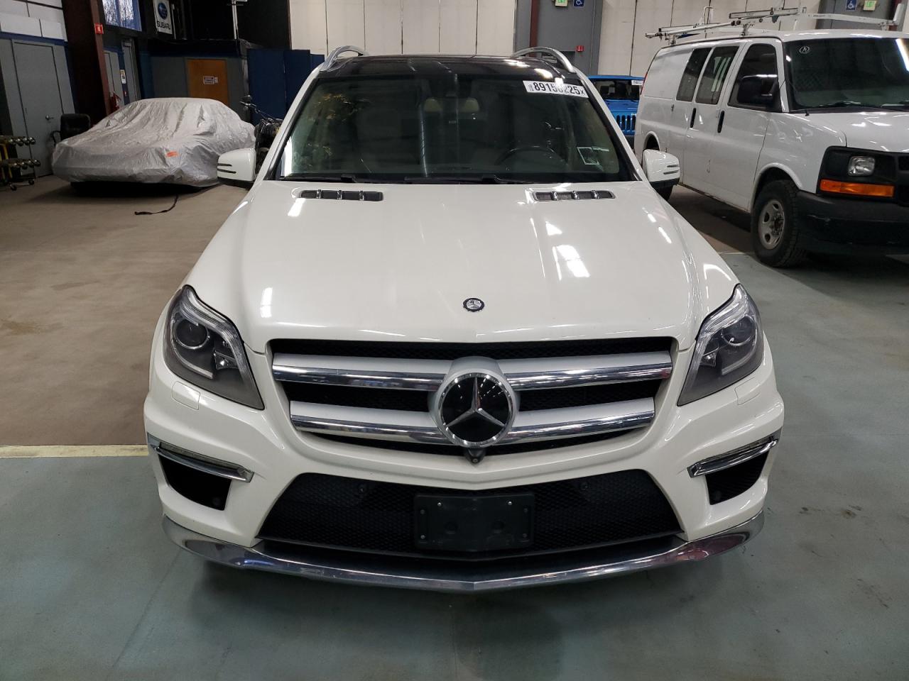 VIN 4JGDF7DE1FA451483 2015 MERCEDES-BENZ GL-CLASS no.5