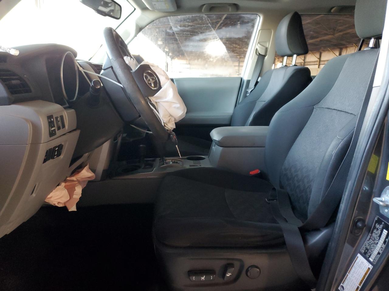 2010 Toyota 4Runner - Image 7