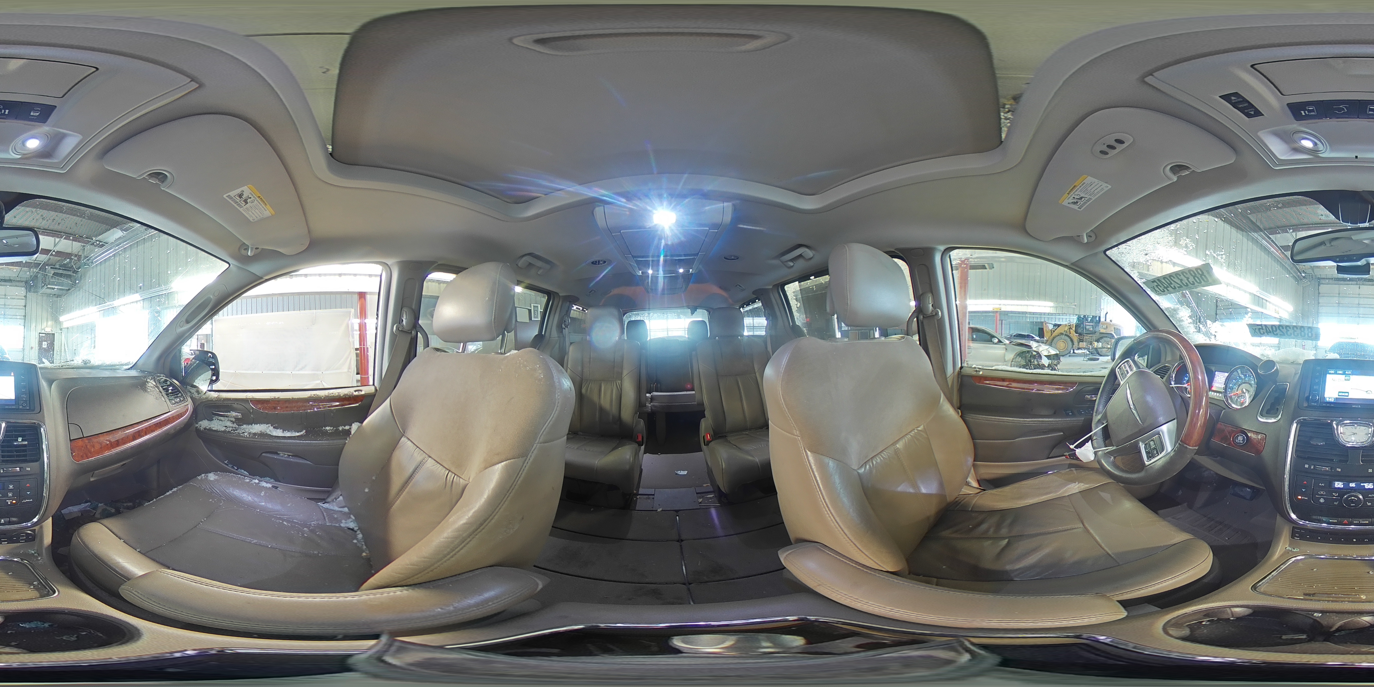 2012 Chrysler Town & Country - Image 14