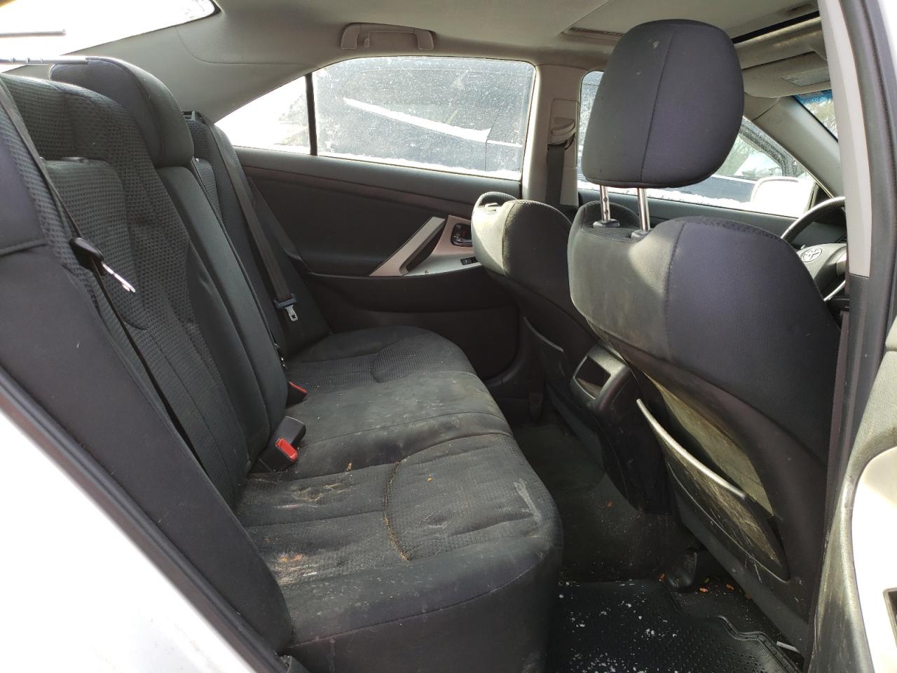 2011 Toyota Camry - Image 10