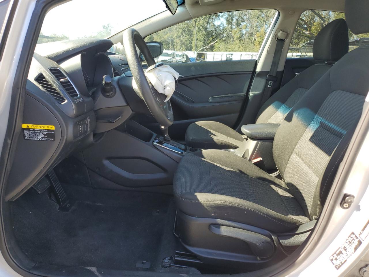 2018 Kia Forte - Image 7