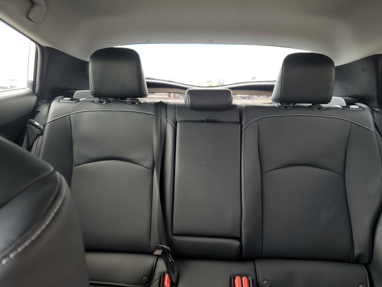 2022 Toyota Prius - Image 10