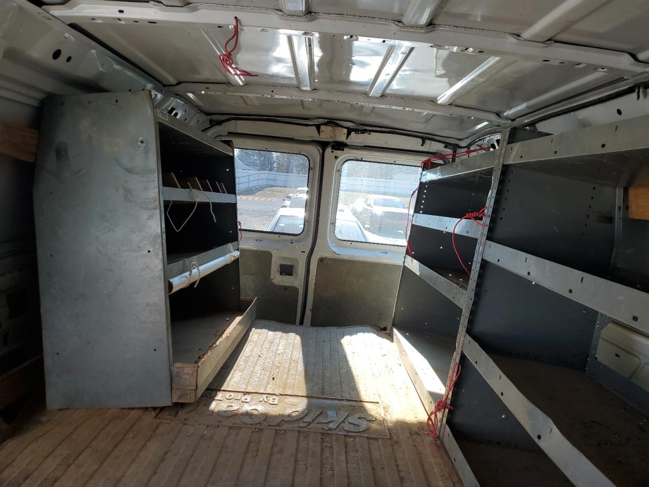 2013 Ford Econoline - Image 10