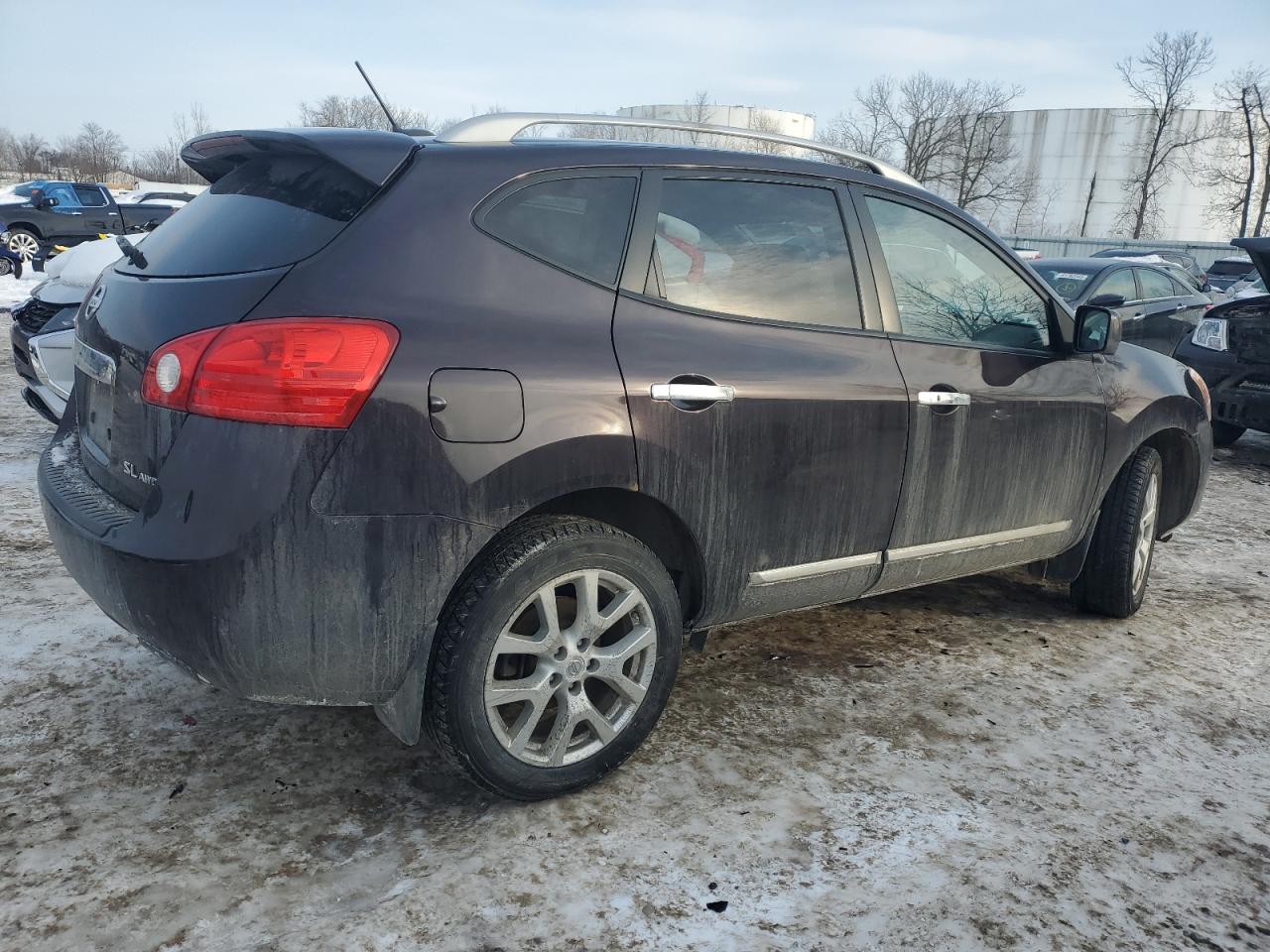 2012 Nissan Rogue - Image 3