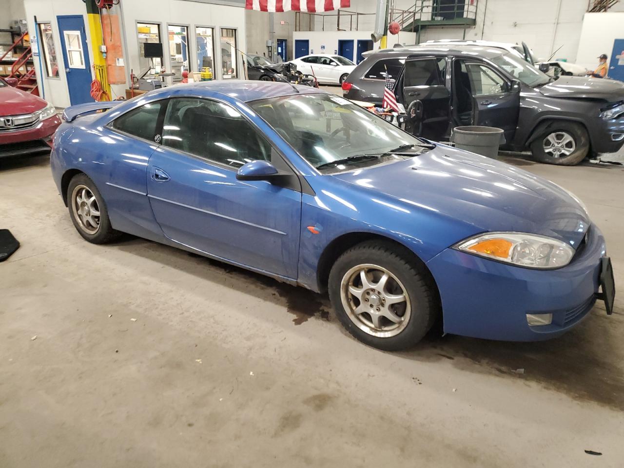 2002 Mercury Cougar - Image 4
