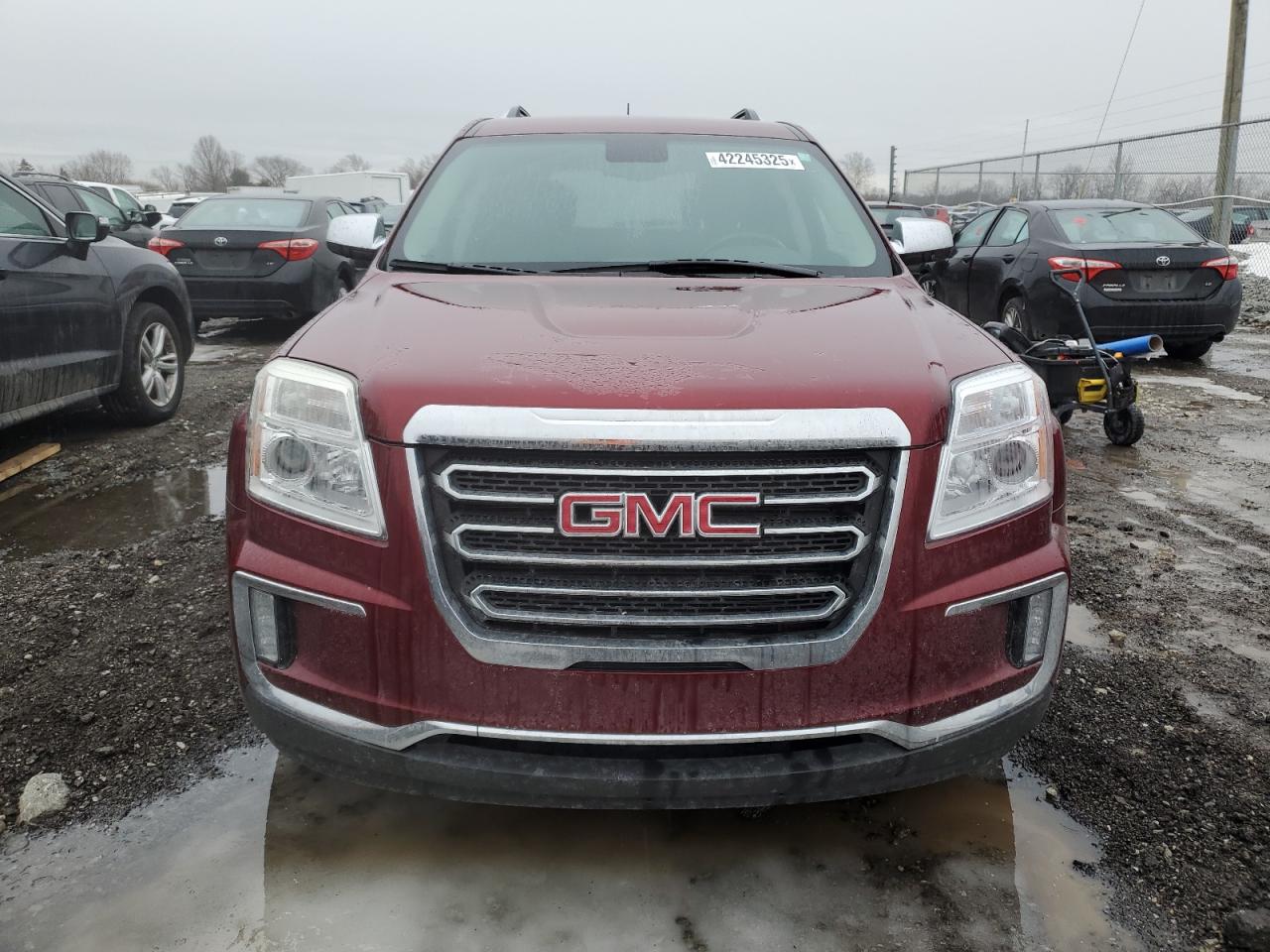 2017 GMC Terrain - Image 5