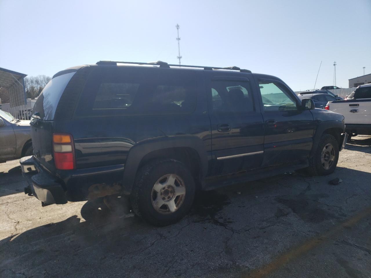 2006 Chevrolet Suburban - Image 3