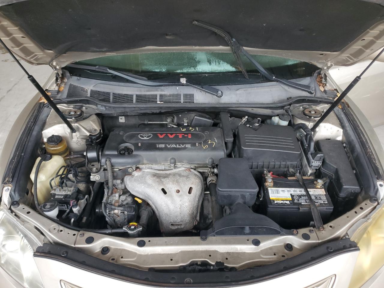 2009 Toyota Camry - Image 11