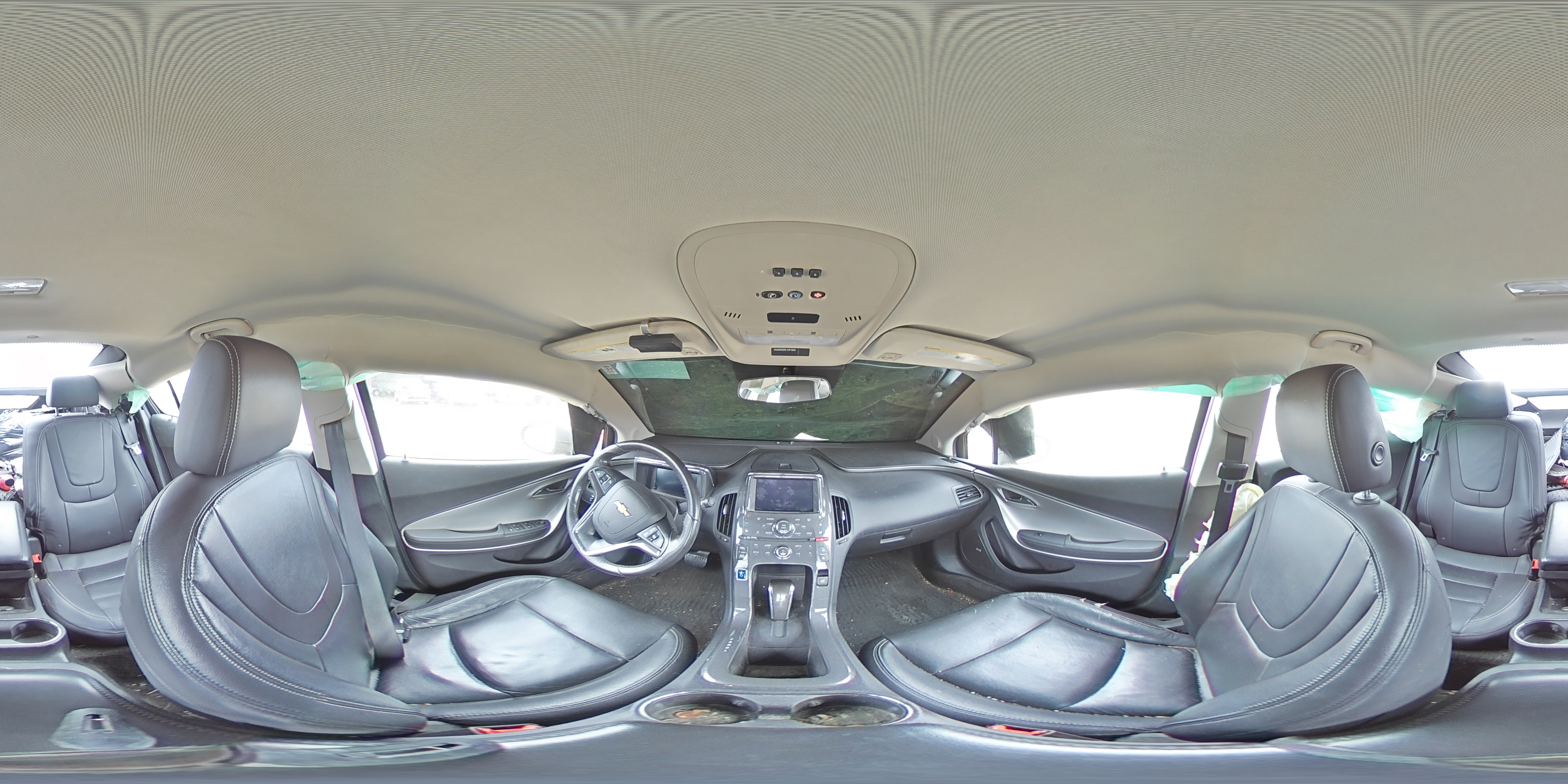 2013 Chevrolet Volt - Image 13