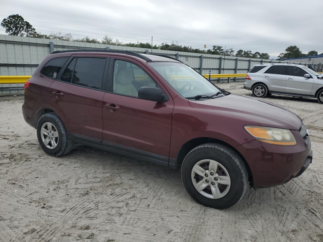 2009 Hyundai Santa Fe - Image 4