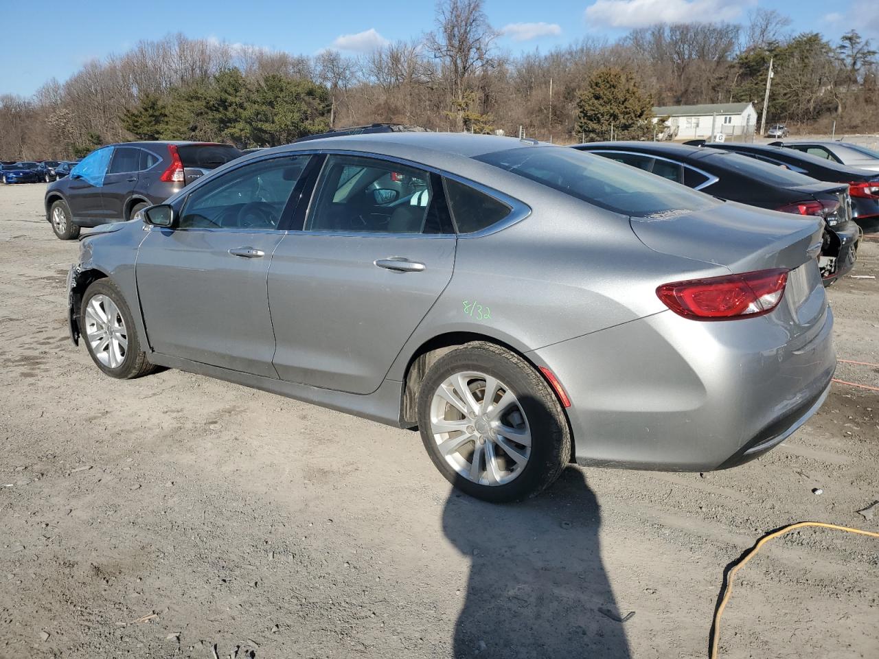 VIN 1C3CCCAB9FN568981 2015 CHRYSLER 200 no.2