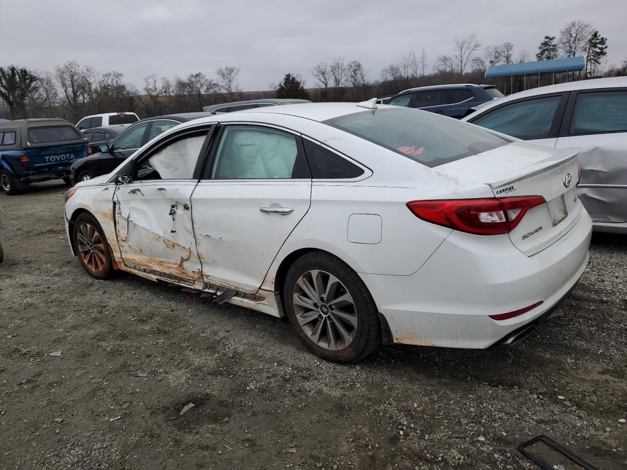 2017 Hyundai Sonata - Image 2