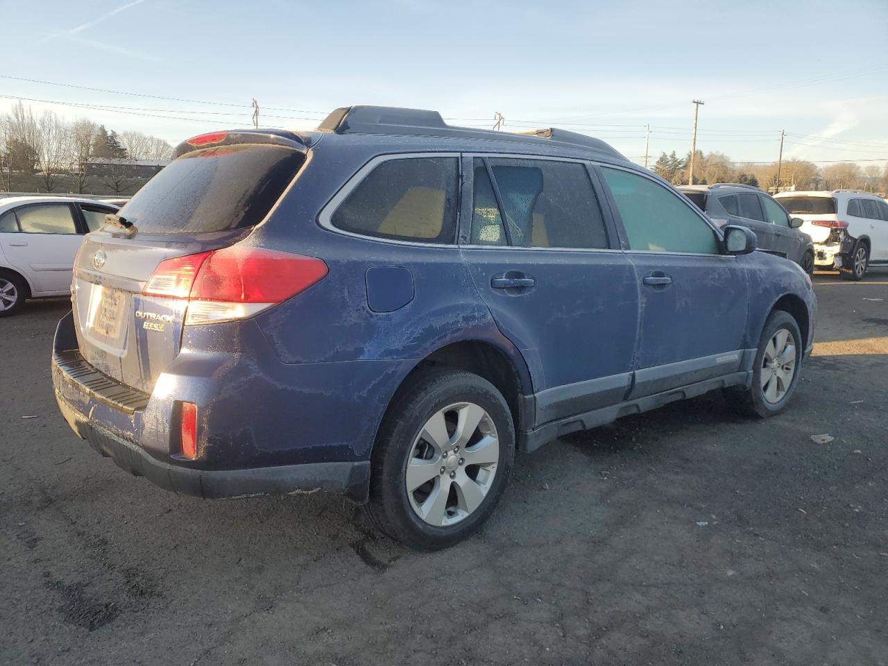 2010 Subaru Outback - Image 3