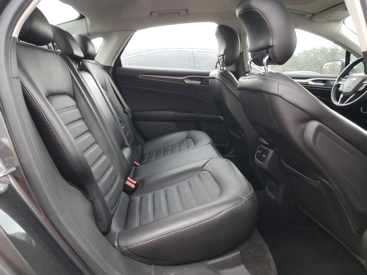 2015 Ford Fusion - Image 10