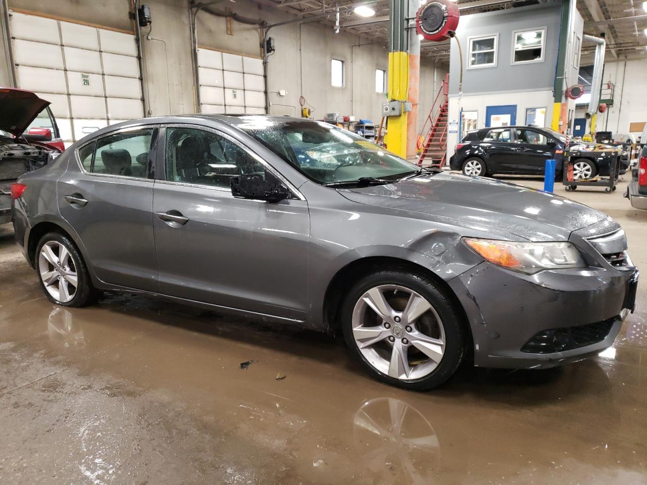 2013 Acura ILX - Image 4