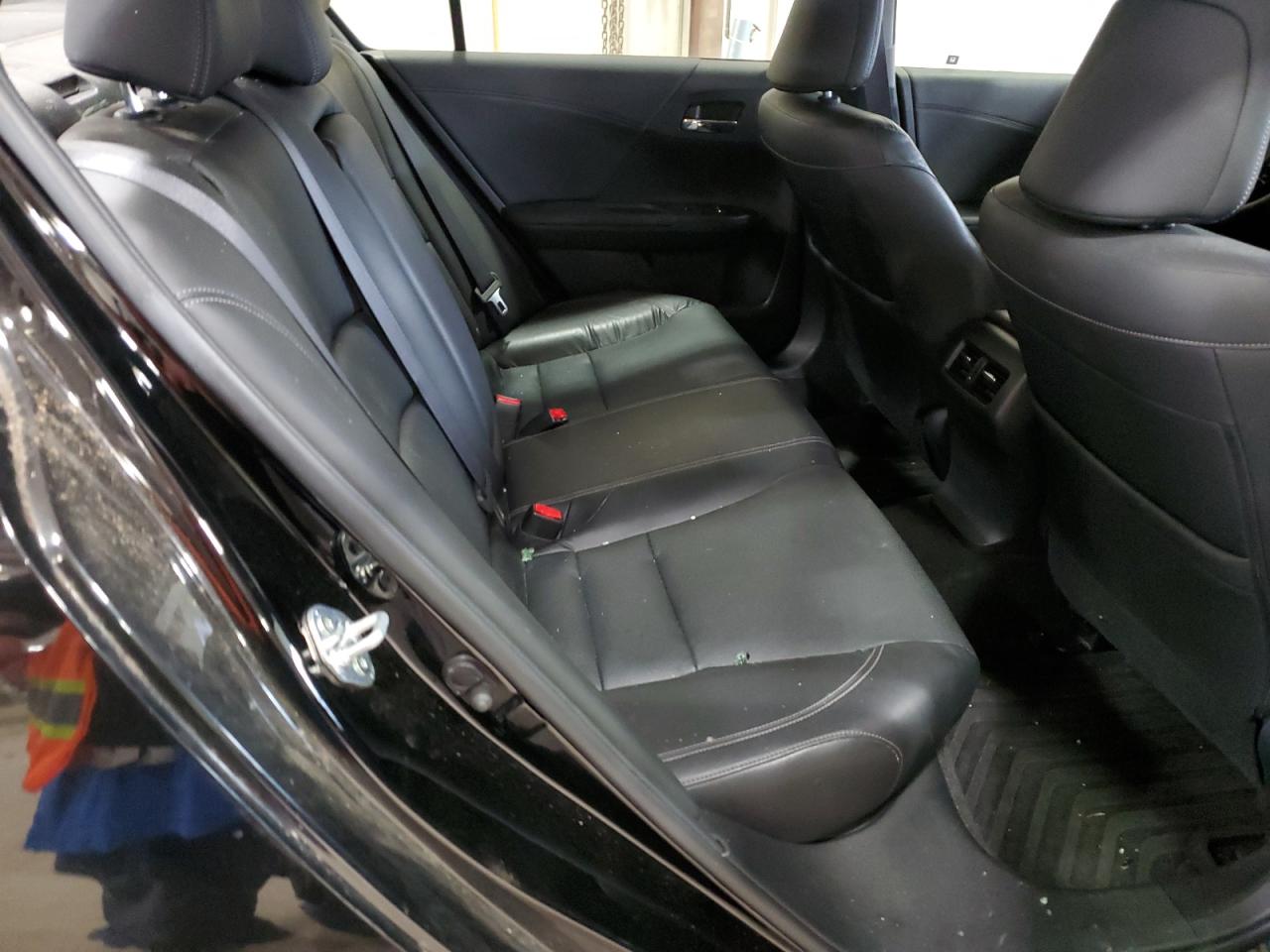 2017 Honda Accord - Image 10