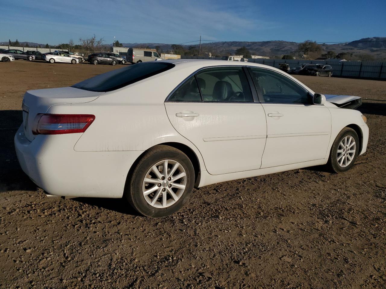 2011 Toyota Camry - Image 3